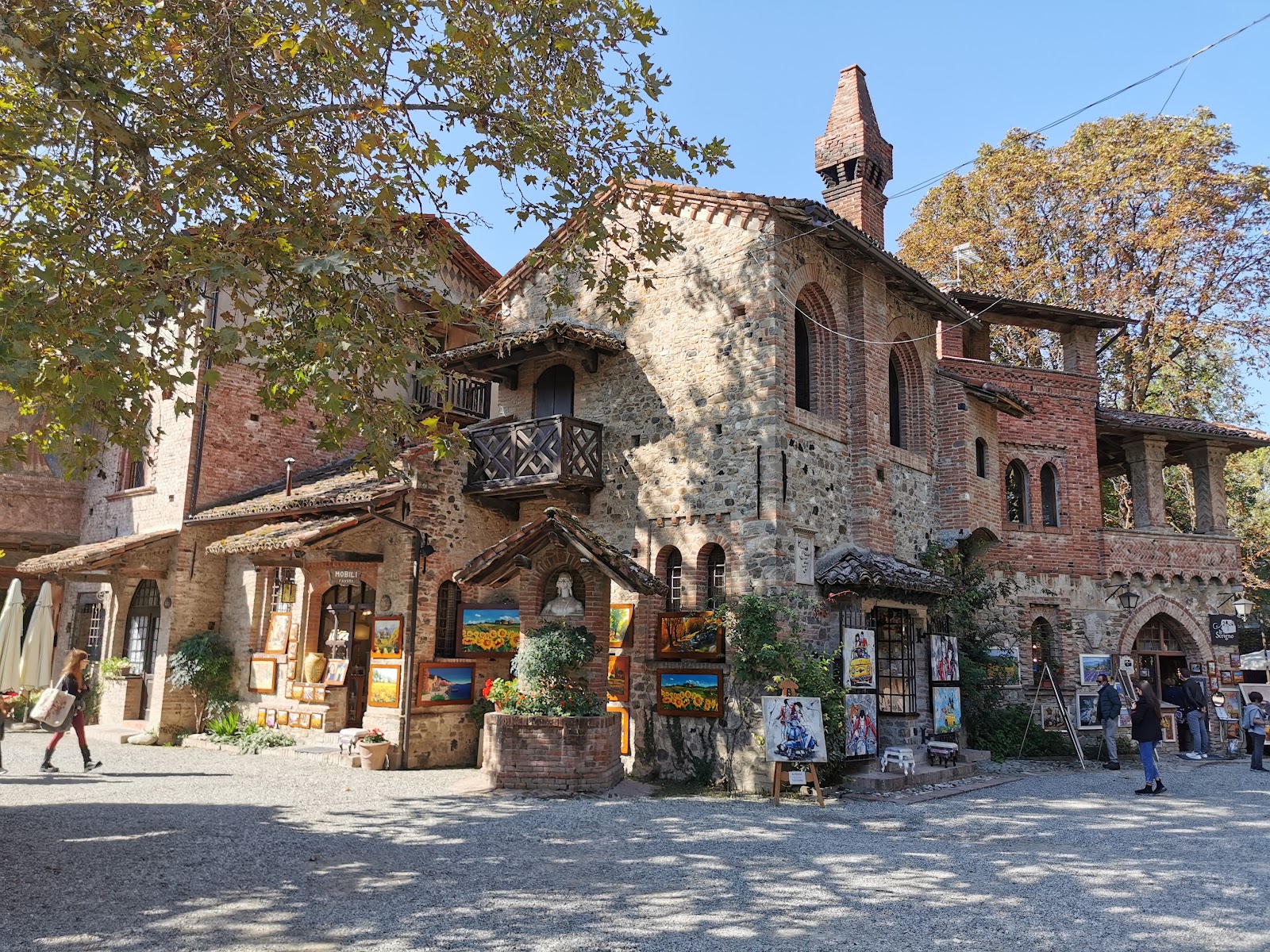 Grazzano Visconti (2026) – Best of TikTok, Instagram \u0026 Reddit Travel Guide, image size:1600x1200