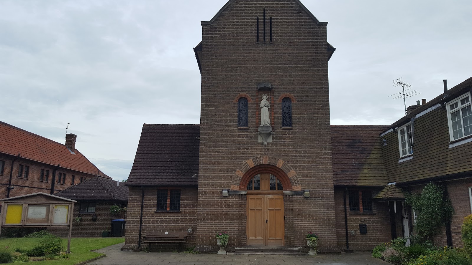 st-bonaventure-s-church-2026-best-of-tiktok-instagram-reddit