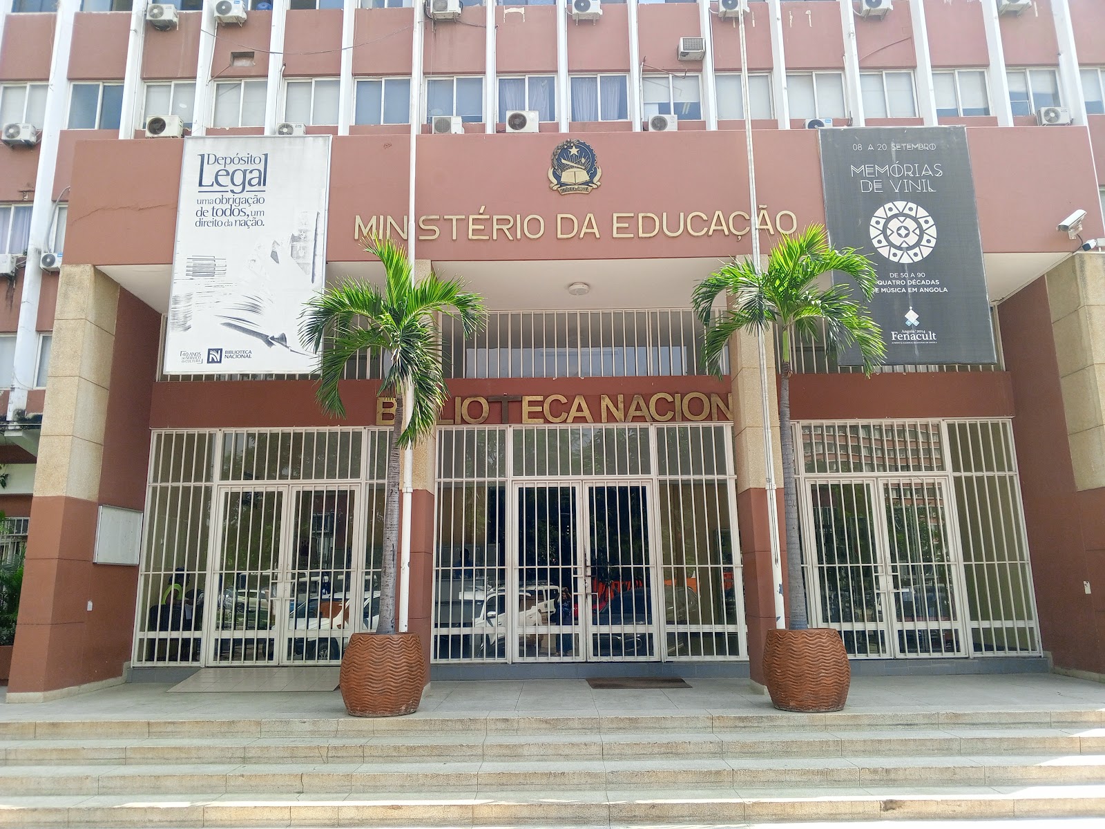 Angola Library National Library of Angola (2026) – Best of TikTok, Instagram & Reddit ...