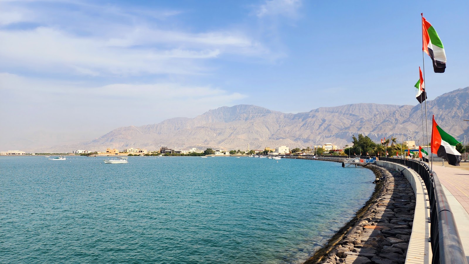 Al Rams Corniche (2026) – Best of TikTok, Instagram & Reddit Travel Guide