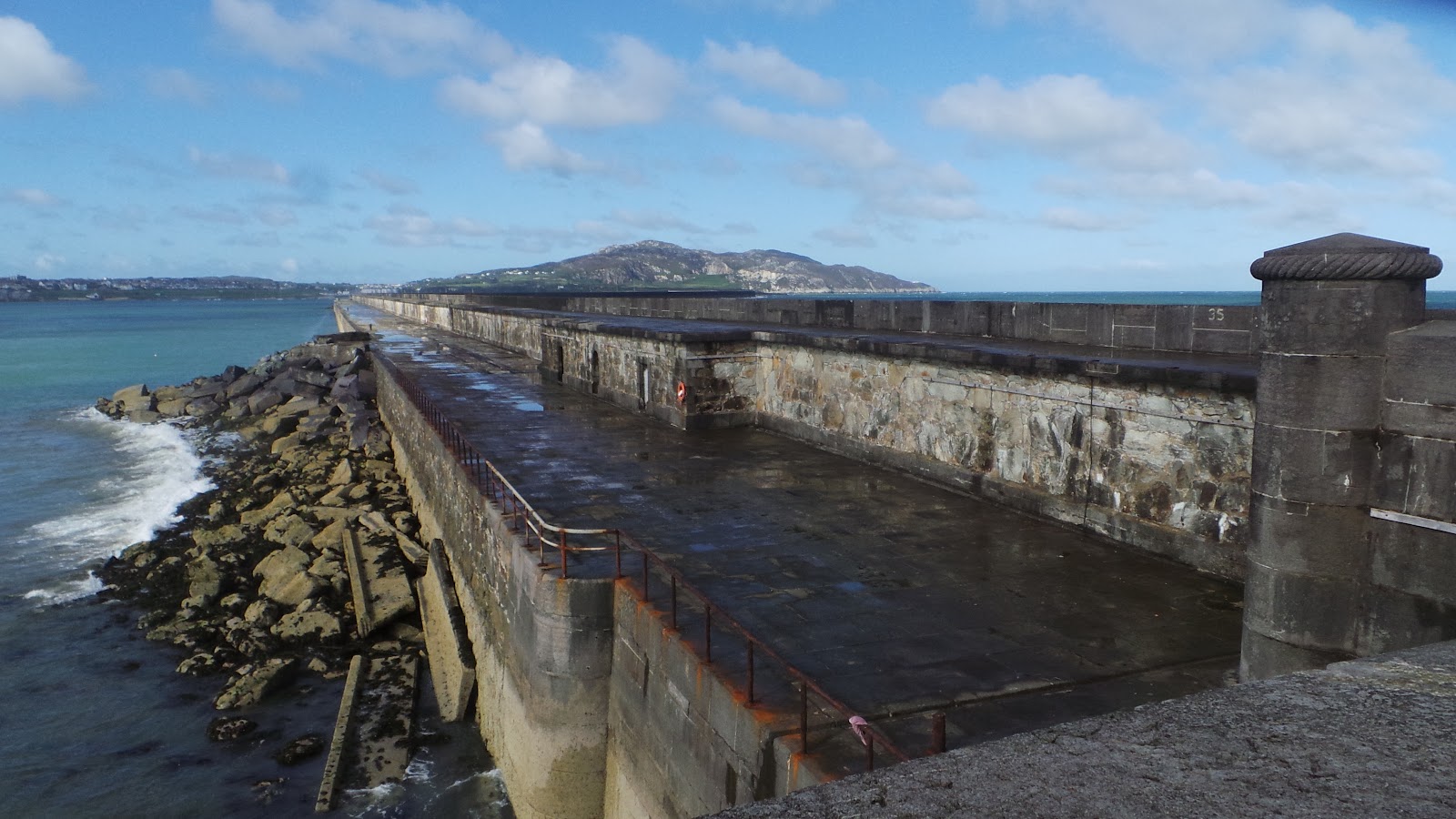 Holyhead Breakwater (2026) – Best of TikTok, Instagram & Reddit Travel ...