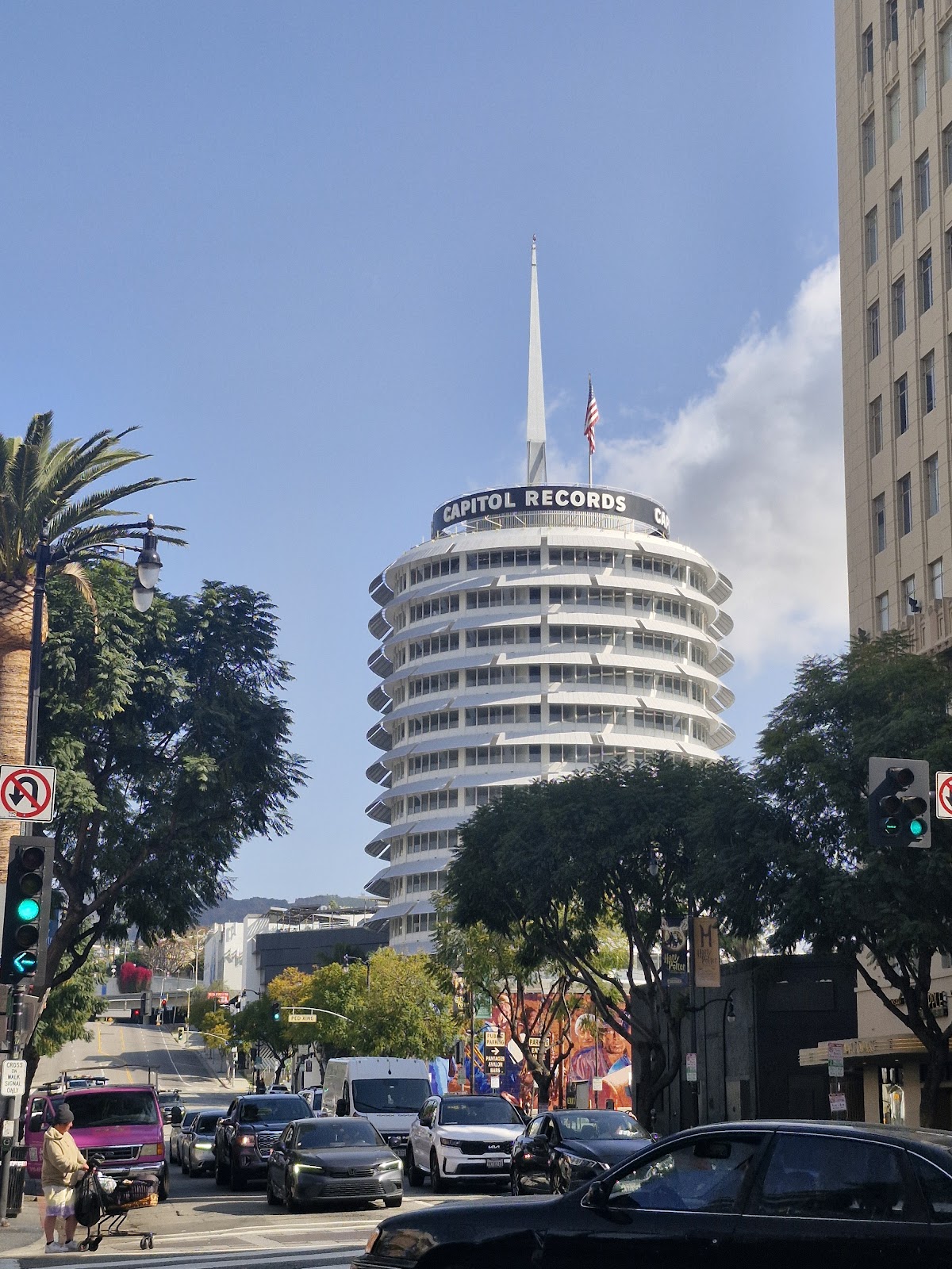 Hollywood and Vine (2026) – Best of TikTok, Instagram \u0026 Reddit Travel Guide, image size:1200x1600