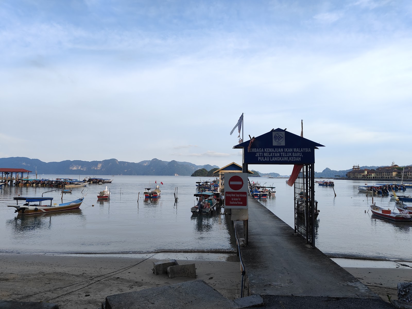 ＊Langkawiページ＊ Langkawi Island Hopping Jetty (2025) – Best of TikTok, Instagram