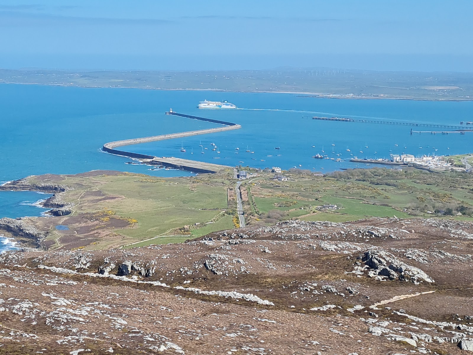 Holyhead Mountain (2026) – Best of TikTok, Instagram & Reddit Travel Guide