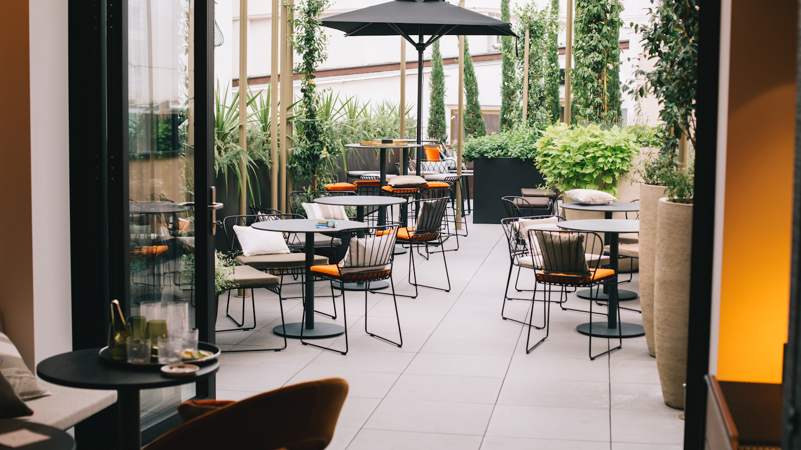 Laubengasse Via Portici Bolzano (2025) – Best of TikTok, Instagram \u0026 Reddit  Travel Guide, image size:1600x900