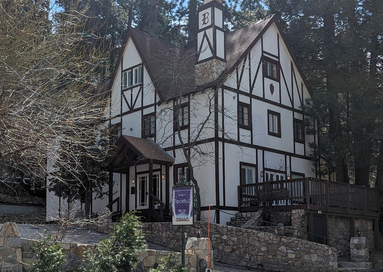 Bracken Fern Manor (2026) – Best of TikTok, Instagram &amp; Reddit Travel Guide