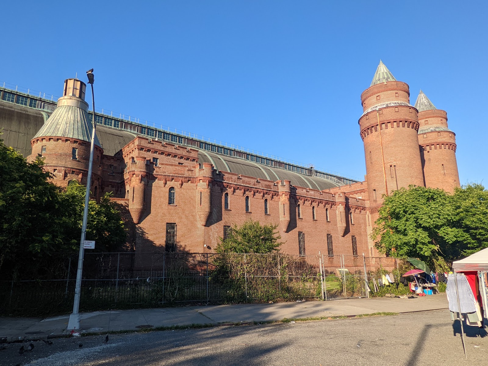 ③model 1892 291866 KINGS IMPROVEMENT 東京 Kingsbridge Armory Bronx (2025) – Best of TikTok, Instagram
