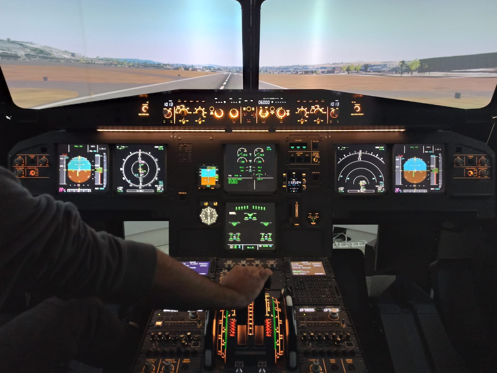 cockpit-flight-experience-2026-best-of-tiktok-instagram-reddit