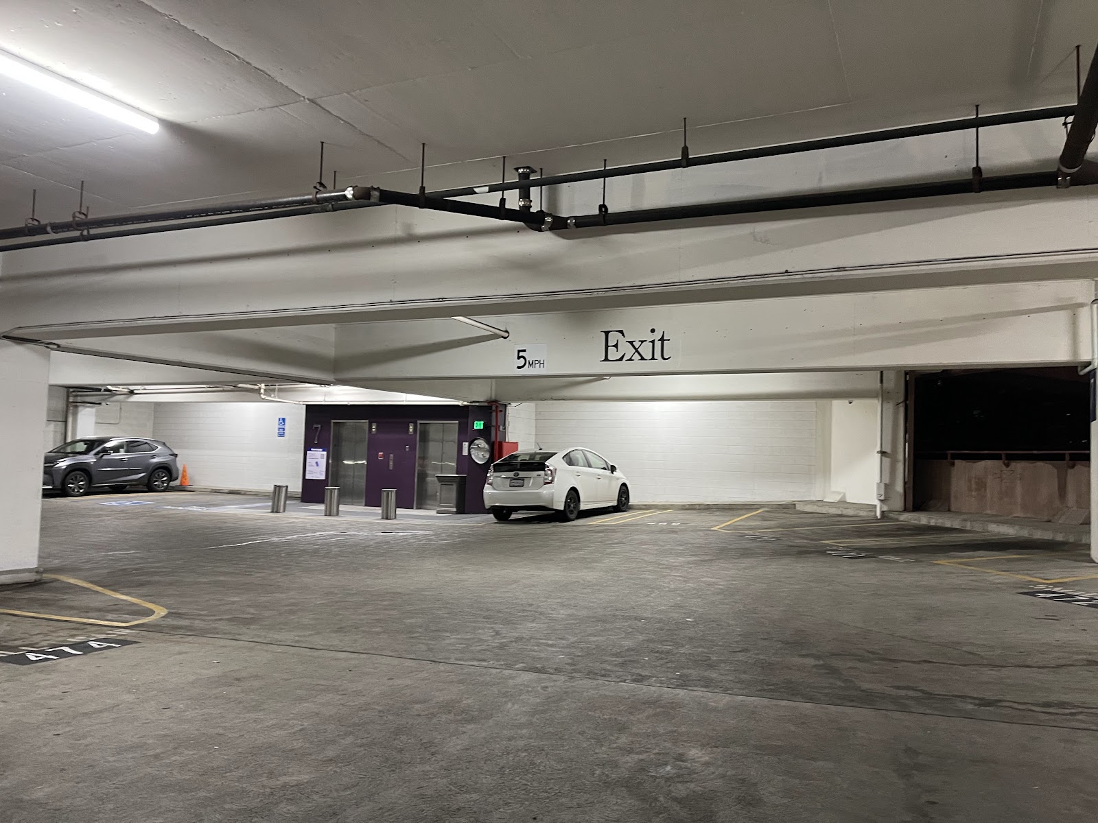 888 S Figueroa St Parking Deck (2026) – Best of TikTok, Instagram & Reddit  Travel Guide