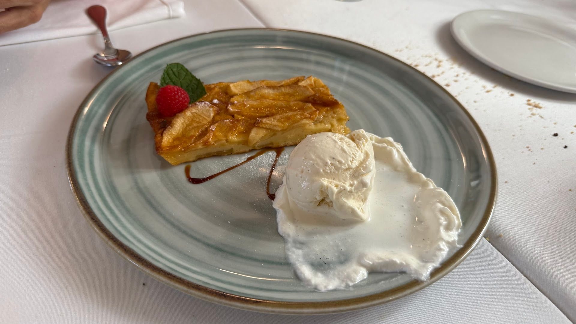 Mesón La Salina (2026) – Best of TikTok, Instagram & Reddit Food Guide